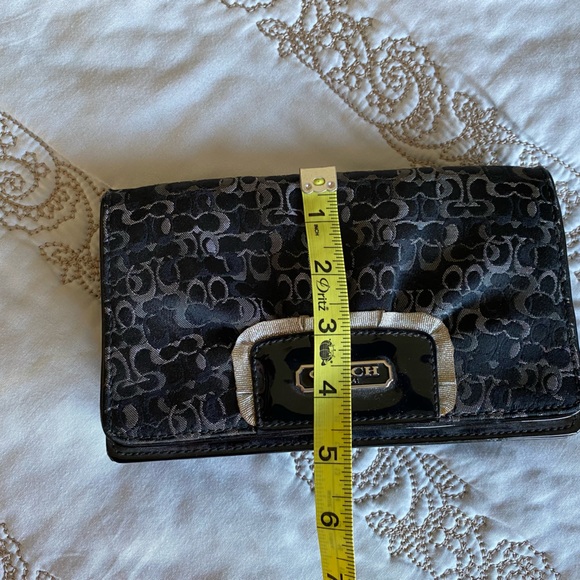 Coach Clutch Bag - Picture 4 of 5
